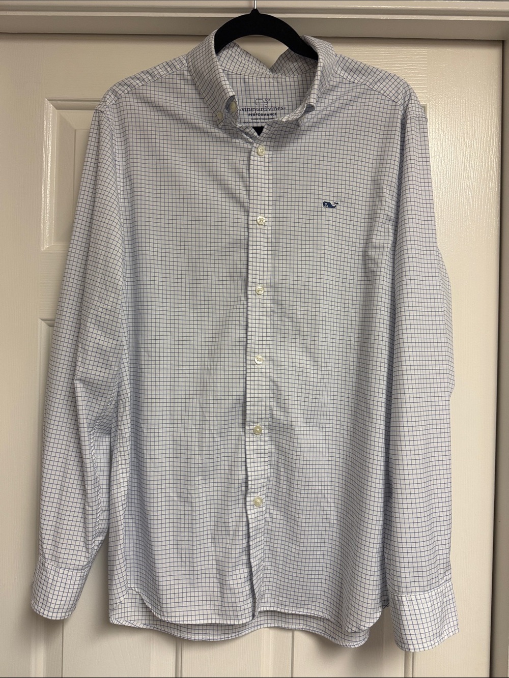 Men’s Vineyard Vines Performance Classic fair Whale Shirt, Size M